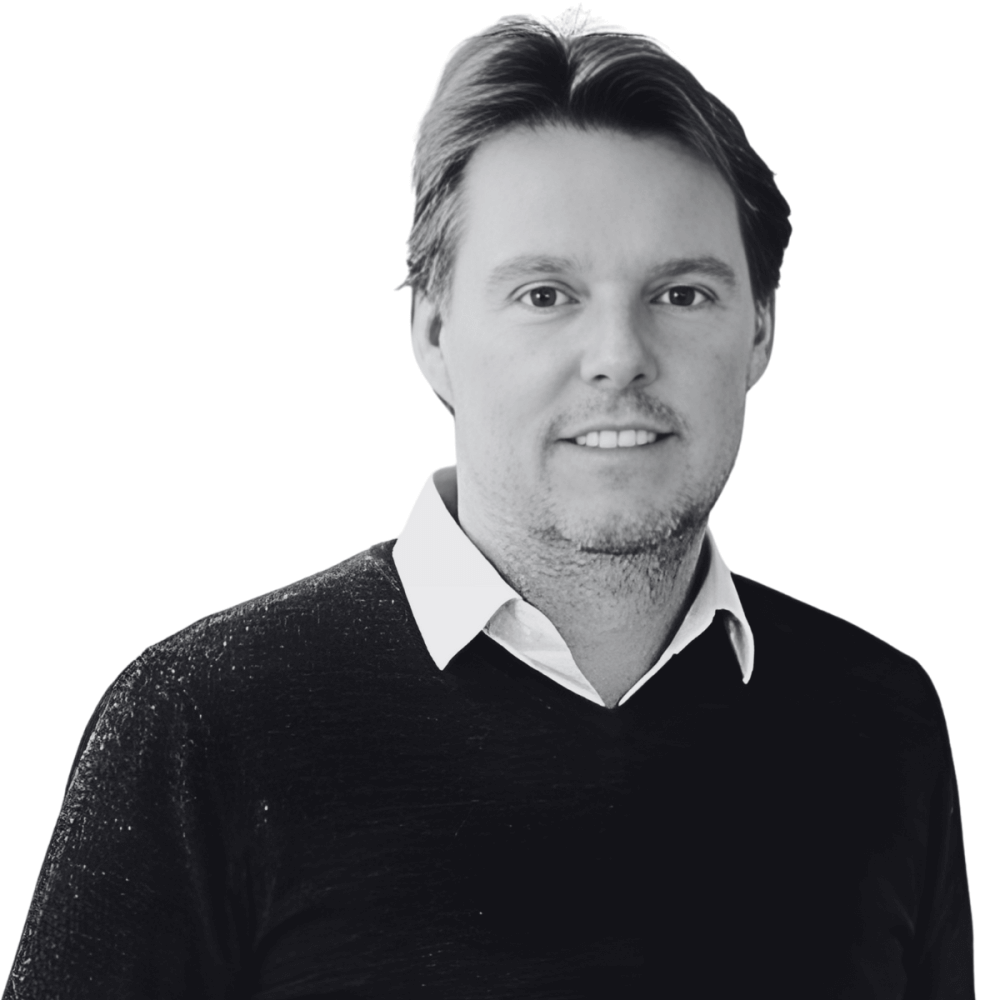 Bonny headshot photo.png